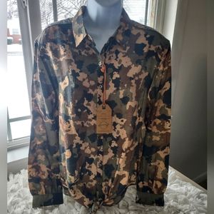 TIE-FRONT CAMO, NWT no pricing
